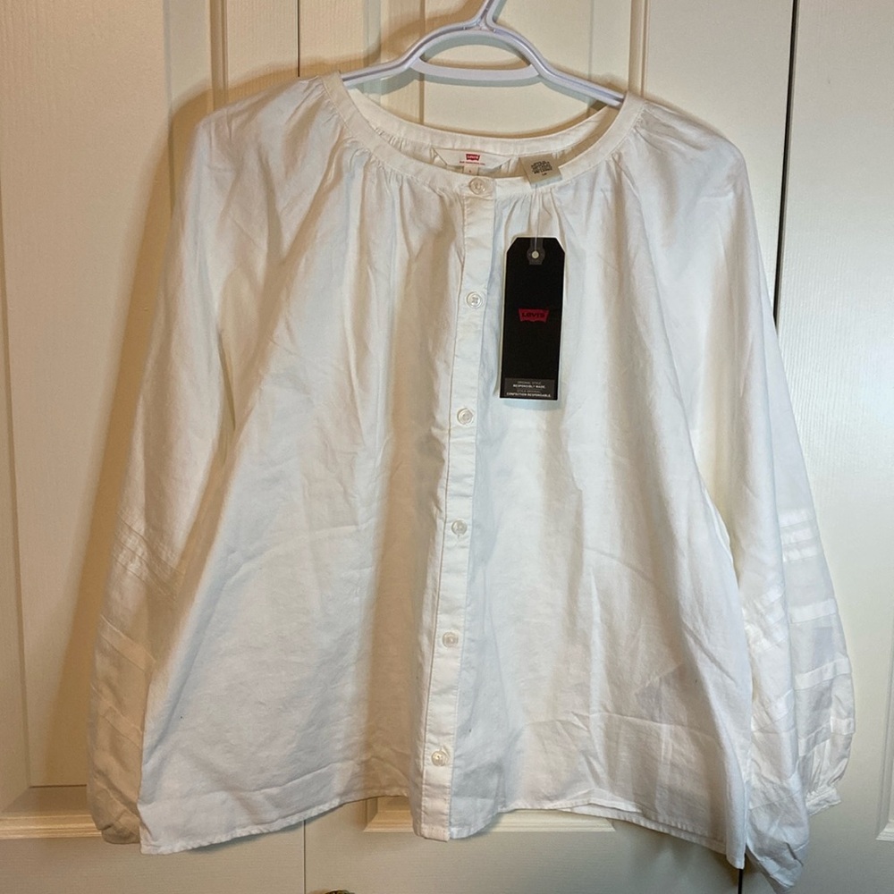 NWT Levi's Blouse